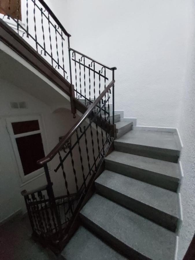 Hostal Porta De Nuria Ribes De Freser Dış mekan fotoğraf