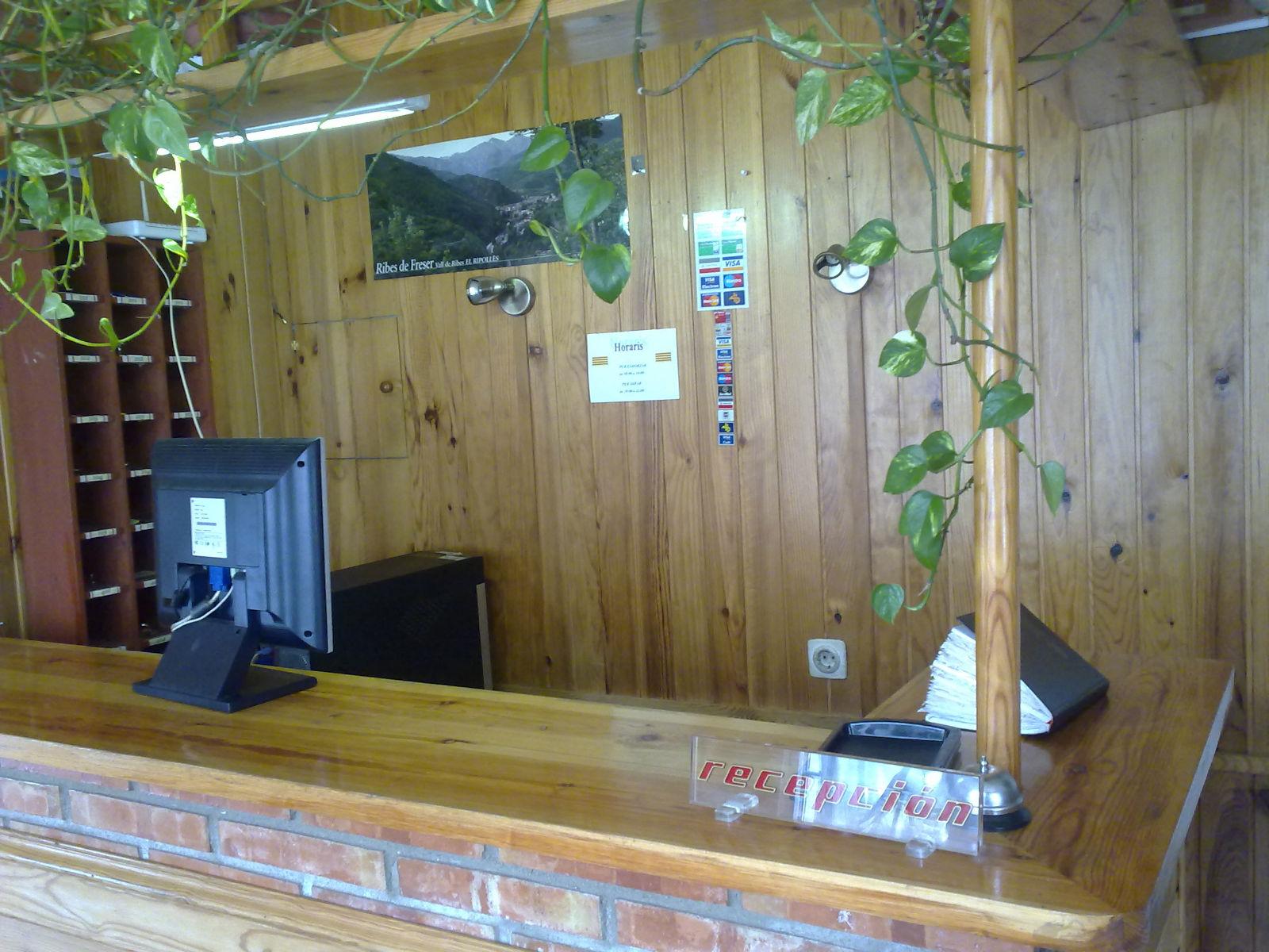 Hostal Porta De Nuria Ribes De Freser Dış mekan fotoğraf