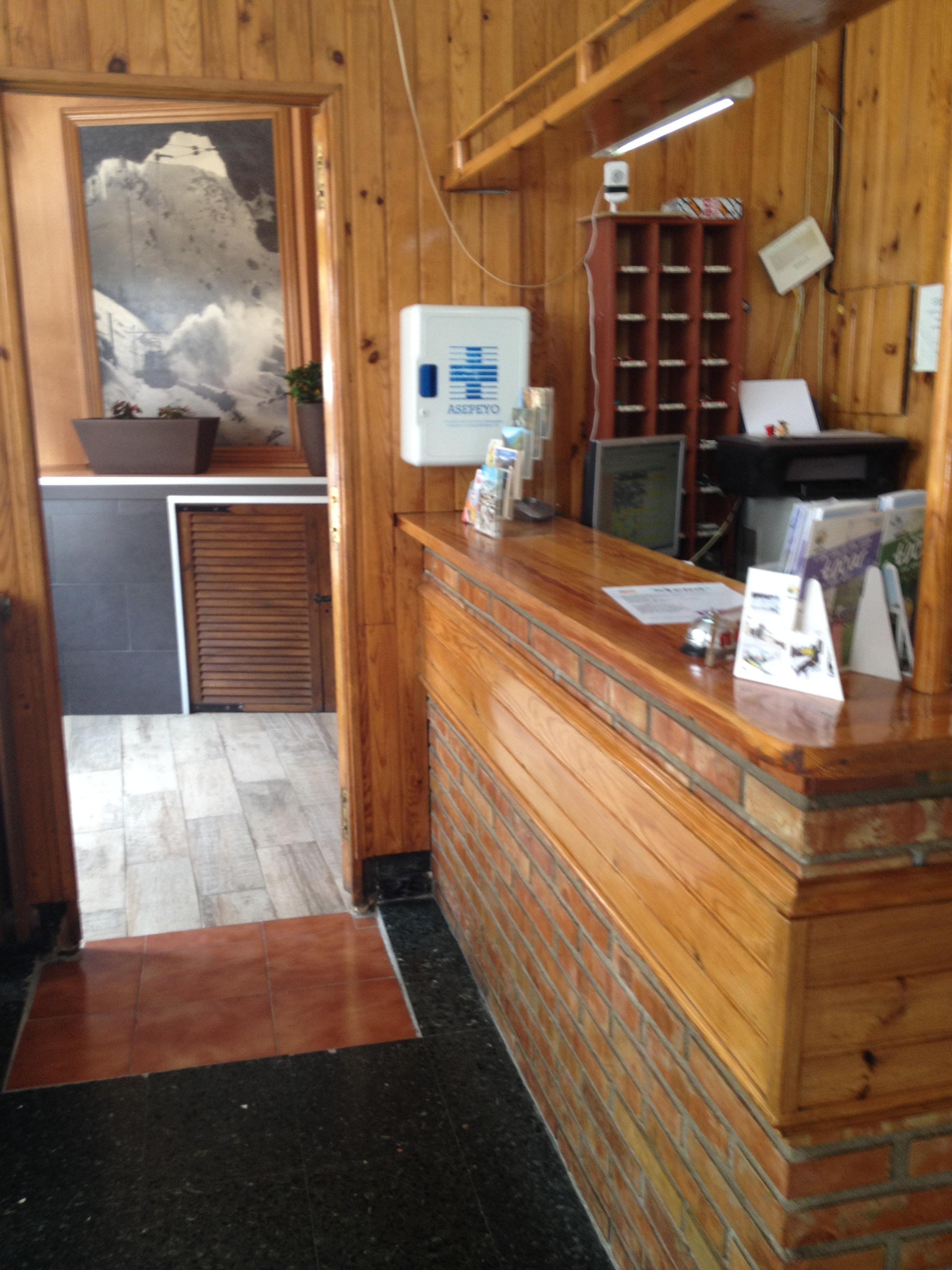 Hostal Porta De Nuria Ribes De Freser Dış mekan fotoğraf