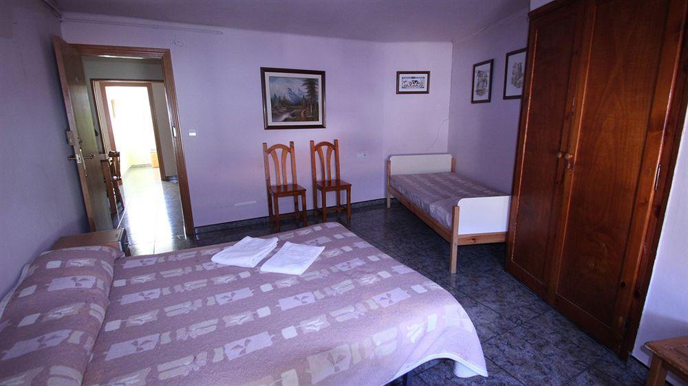 Hostal Porta De Nuria Ribes De Freser Dış mekan fotoğraf