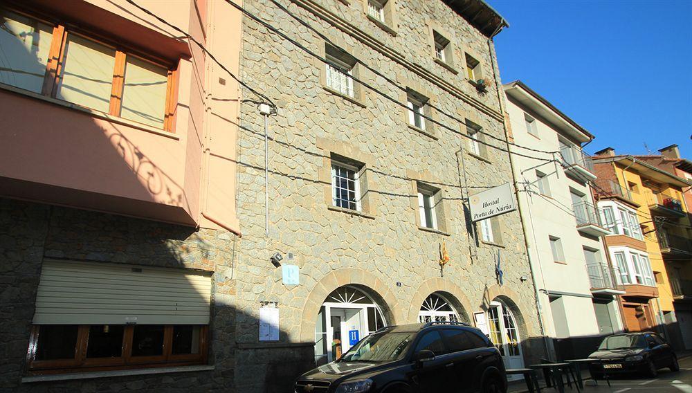 Hostal Porta De Nuria Ribes De Freser Dış mekan fotoğraf