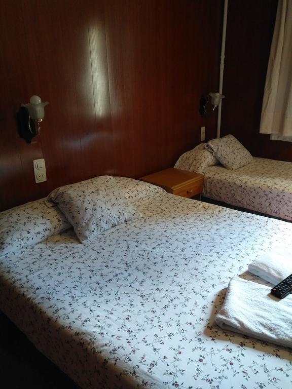 Hostal Porta De Nuria Ribes De Freser Dış mekan fotoğraf